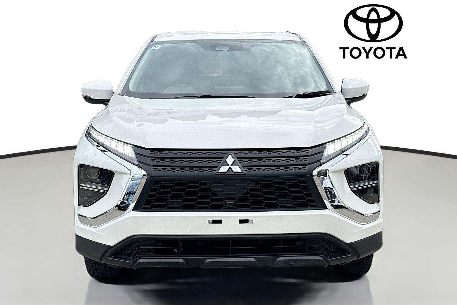 2021 Mitsubishi Eclipse Cross PHEV ES in White