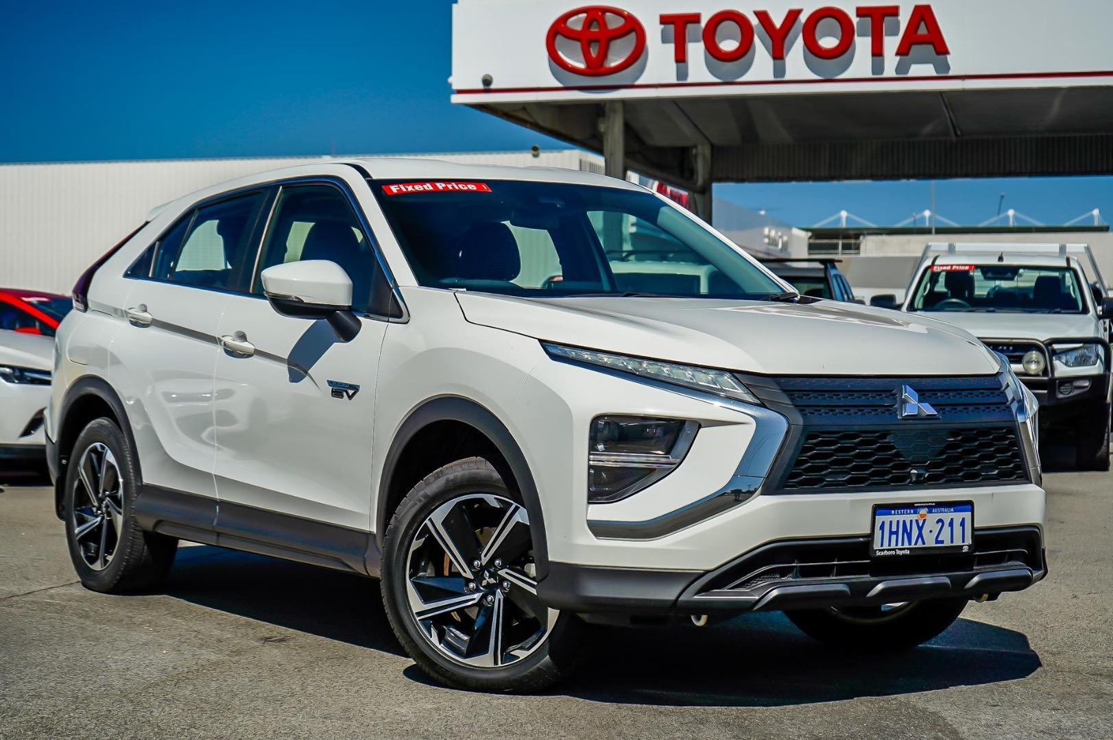 2022 Mitsubishi Eclipse Cross PHEV ES in White