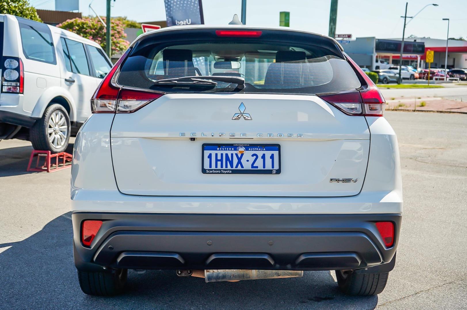 2022 Mitsubishi Eclipse Cross PHEV ES in White