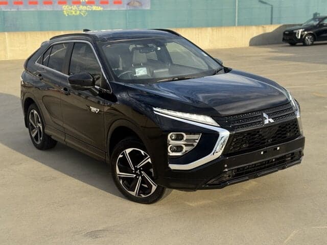 2023 Mitsubishi Eclipse Cross PHEV Exceed in Black