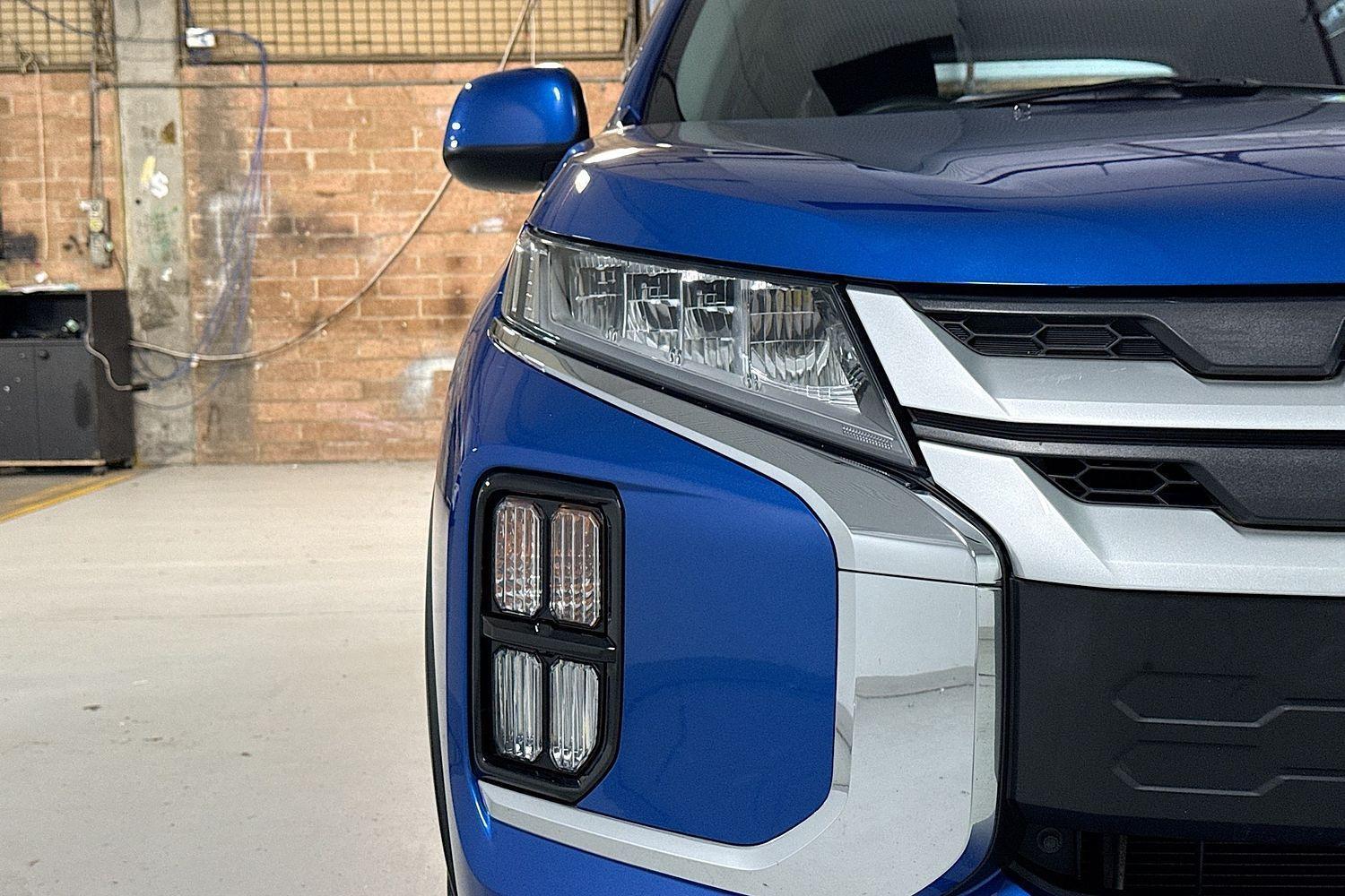 2020 Mitsubishi ASX ES in Blue