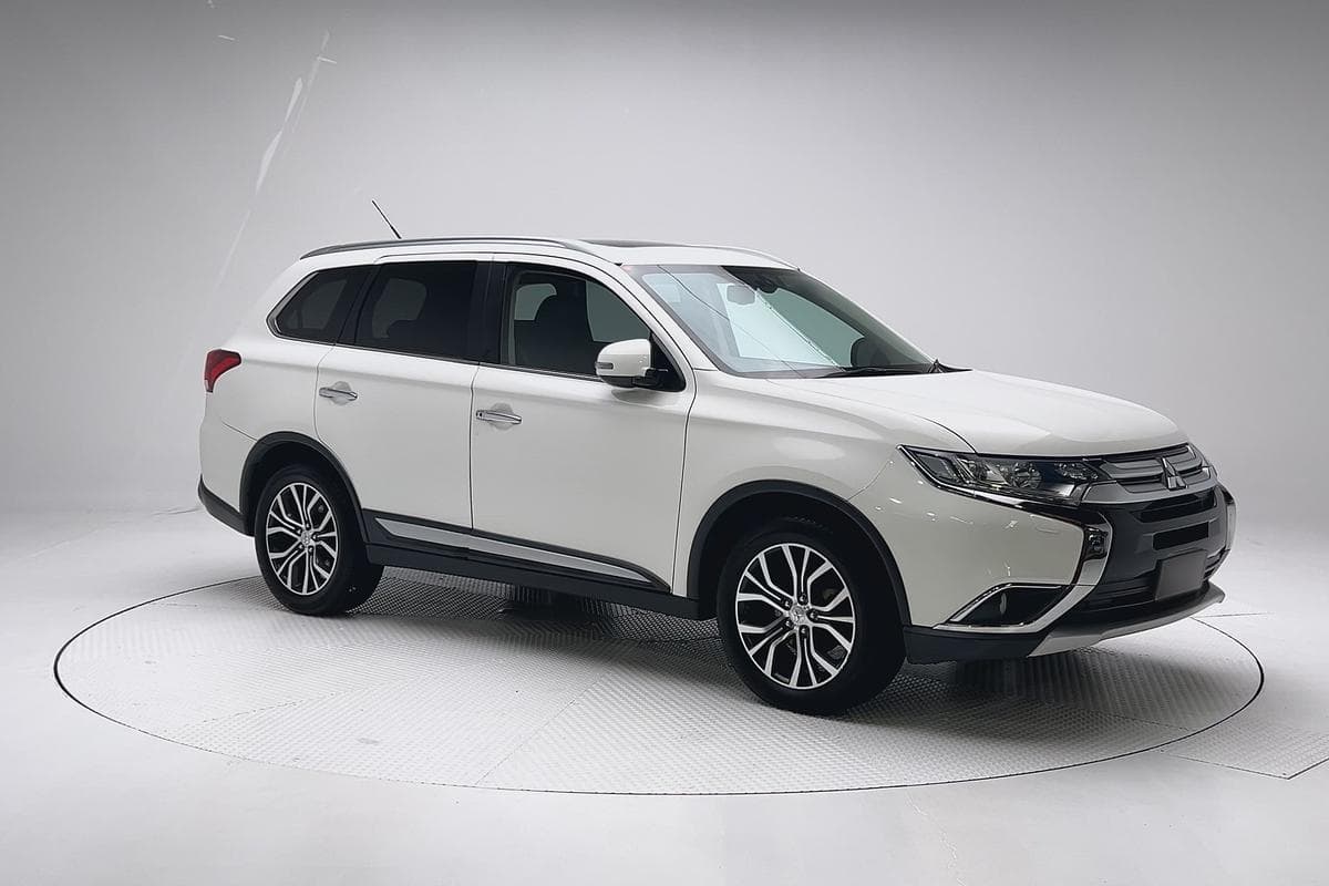2015 Mitsubishi Outlander Exceed in Other