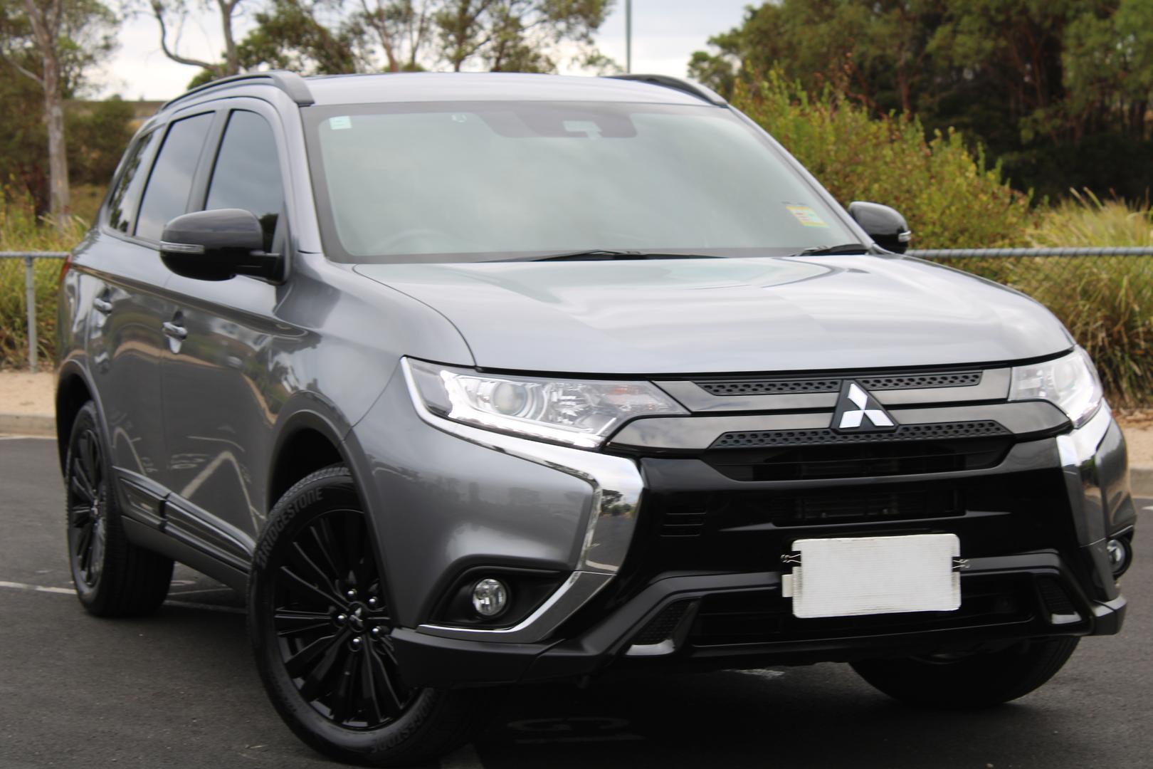 2021 Mitsubishi Outlander Black Edition in Other