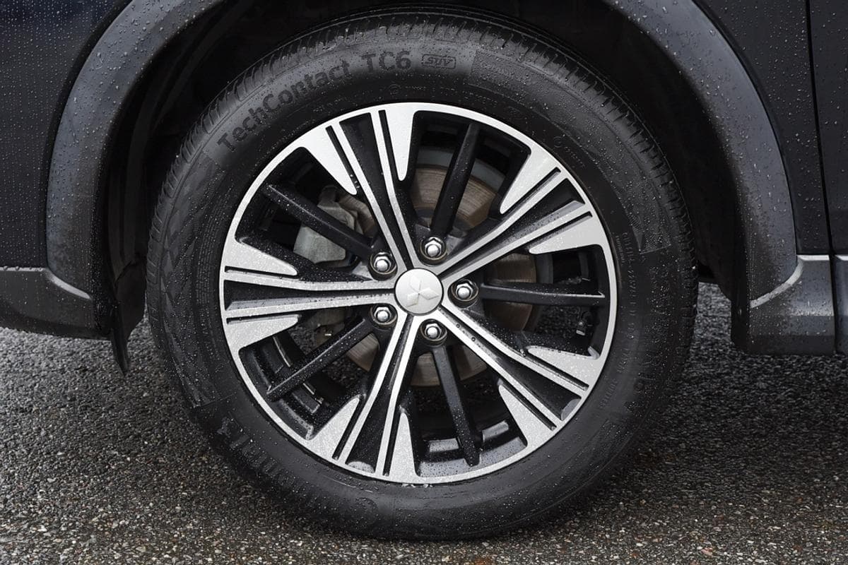 2019 Mitsubishi Eclipse Cross LS in Black