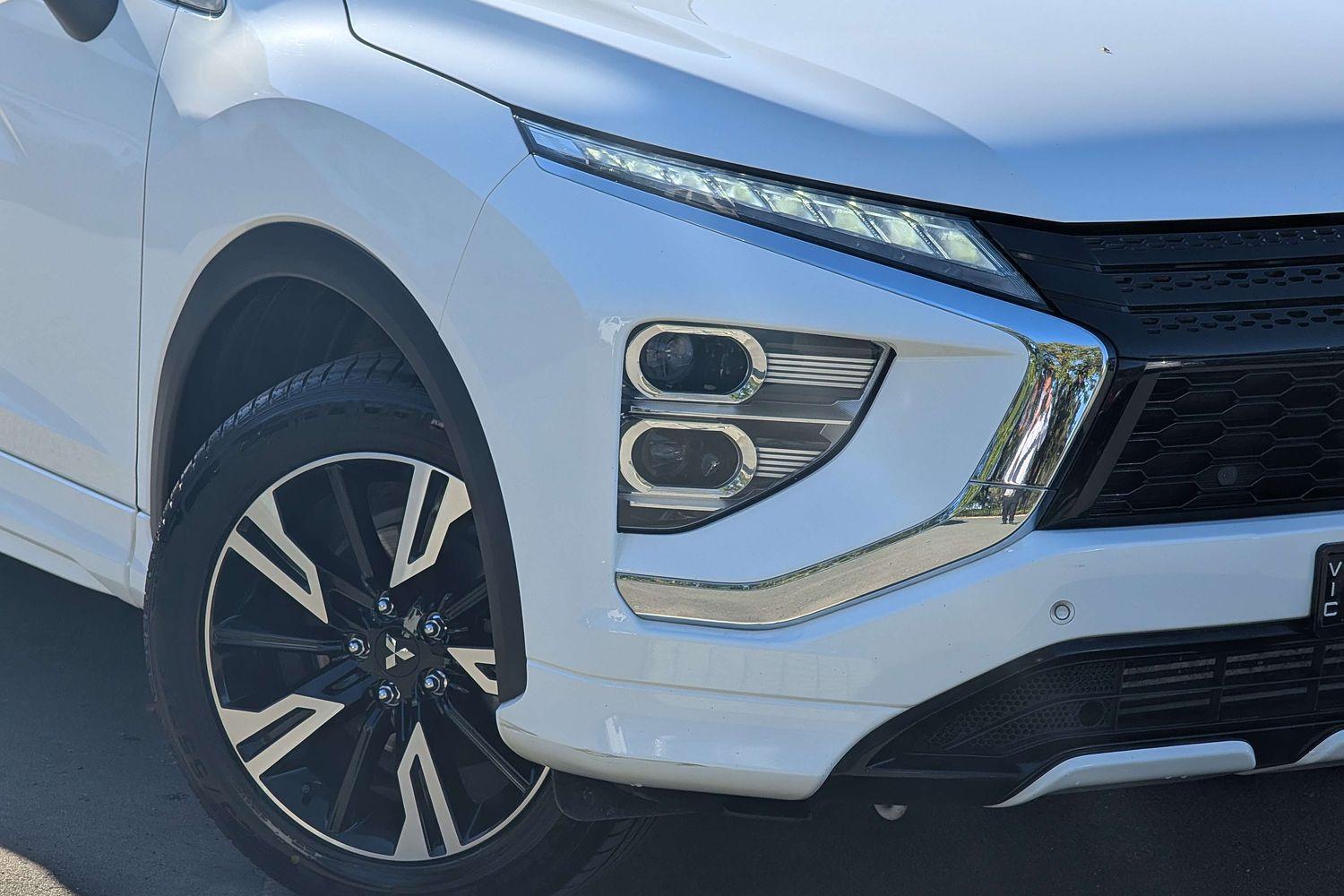 2020 Mitsubishi Eclipse Cross Exceed in White