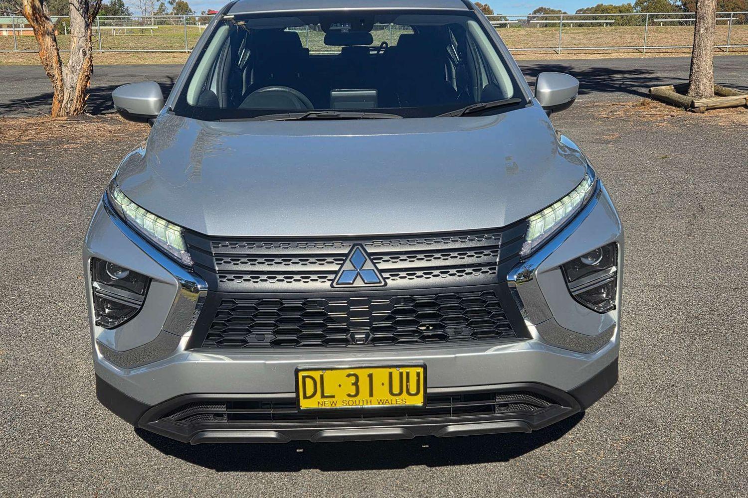 2024 Mitsubishi Eclipse Cross ES in Silver
