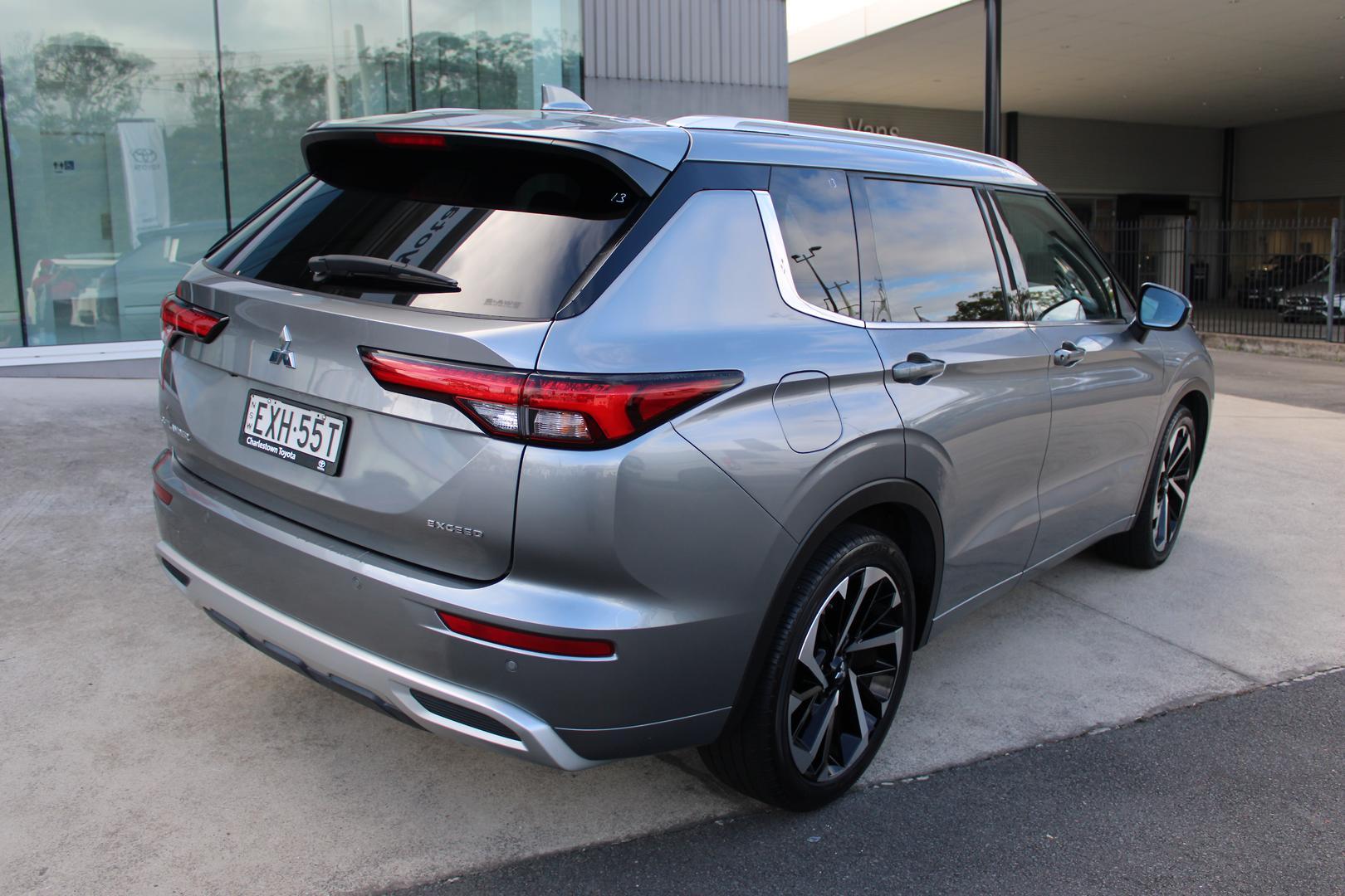 2022 Mitsubishi Outlander Exceed in Other