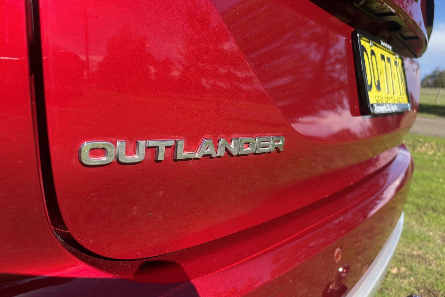2022 Mitsubishi Outlander LS in Other