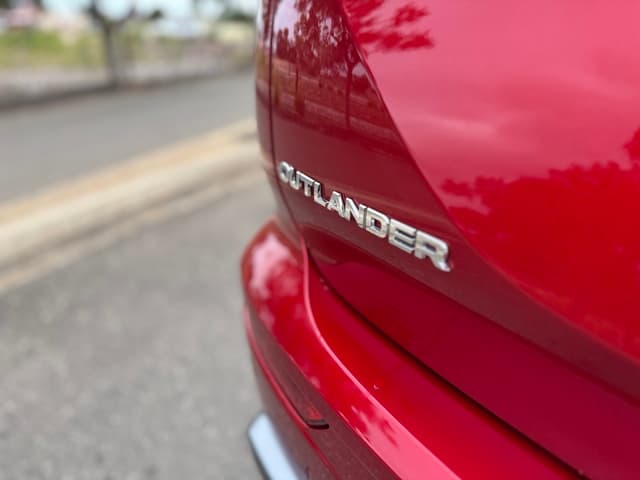 2025 Mitsubishi Outlander Aspire in Magnetic Red (564)