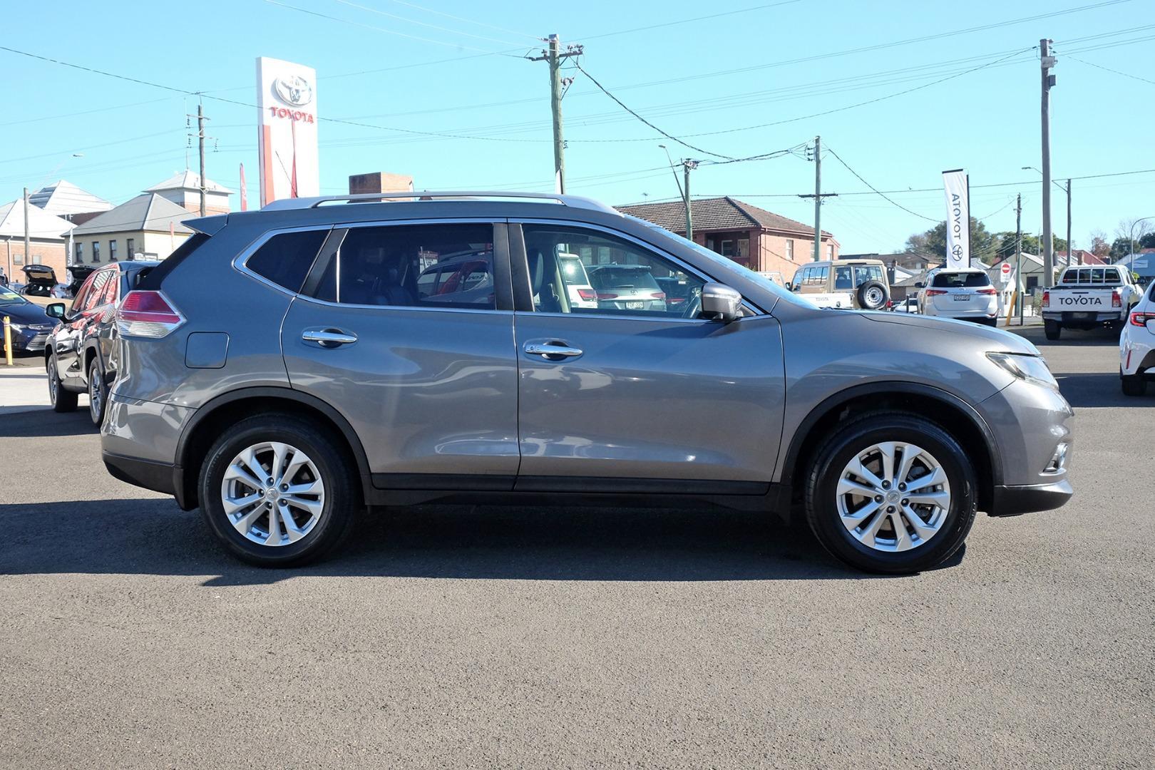2017 Nissan X-TRAIL ST-L in Other