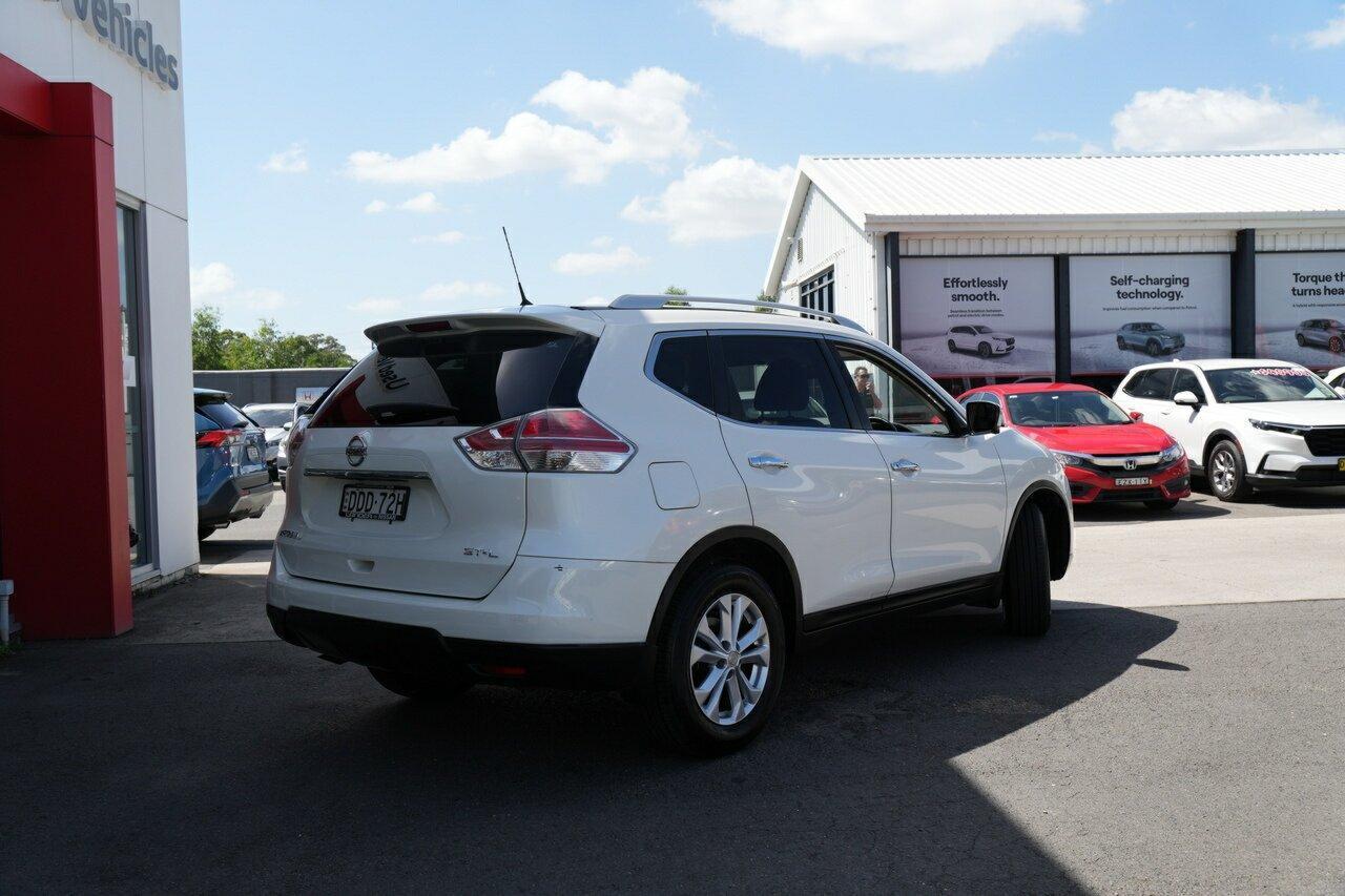 2015 Nissan X-TRAIL ST-L in Other