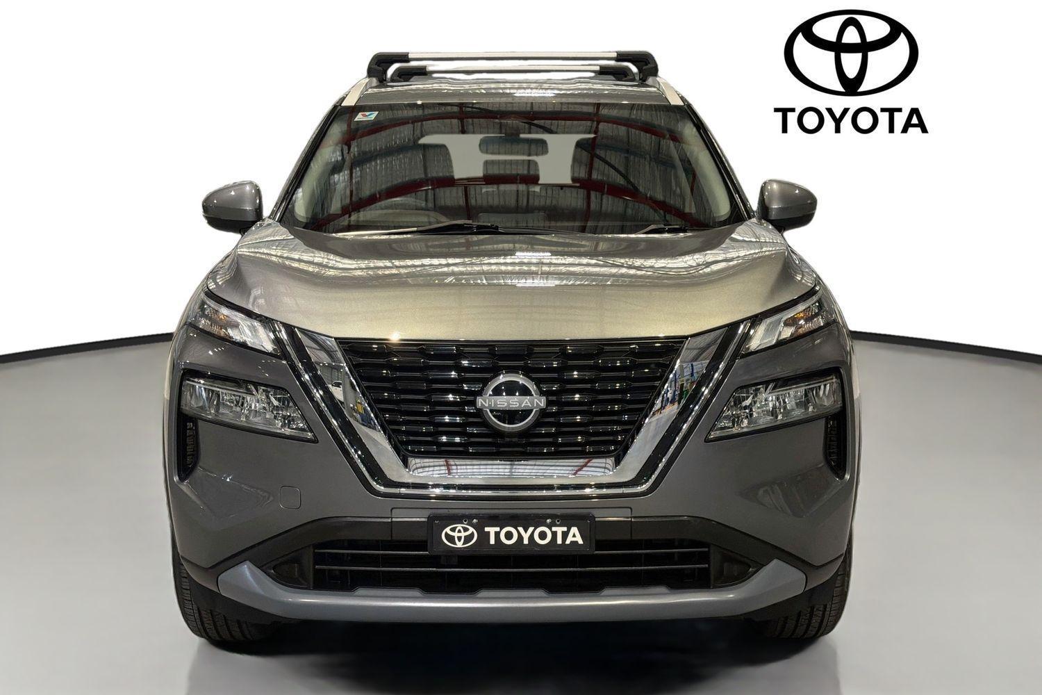 2023 Nissan X-TRAIL ST in Grey