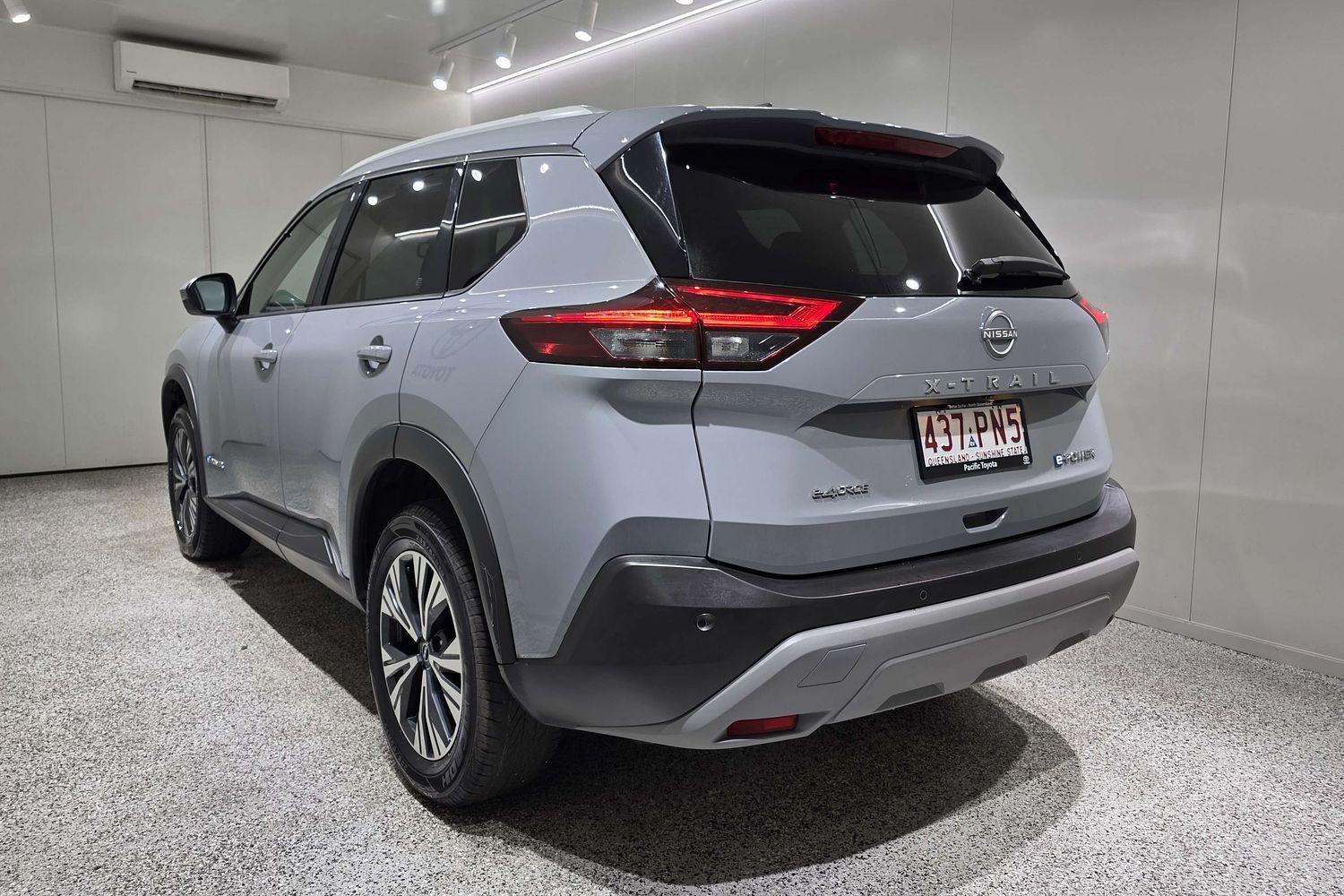 2023 Nissan X-TRAIL ST-L e-POWER in Grey