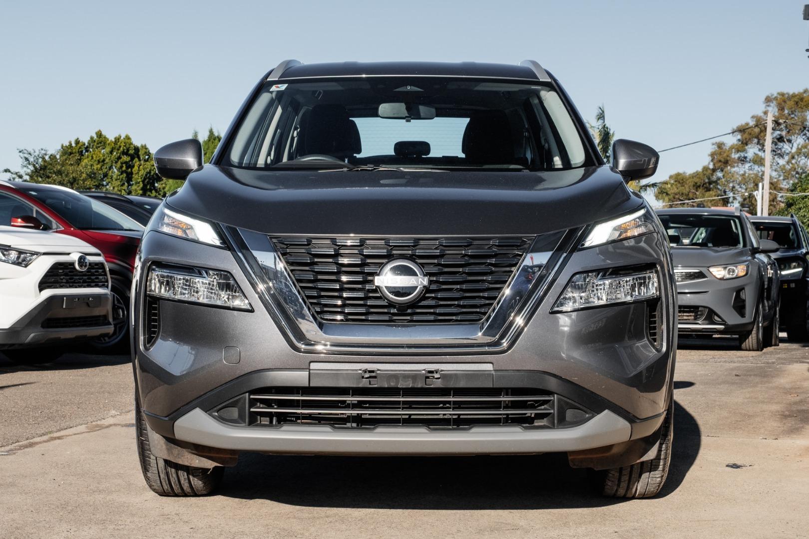 2024 Nissan X-TRAIL ST in Grey