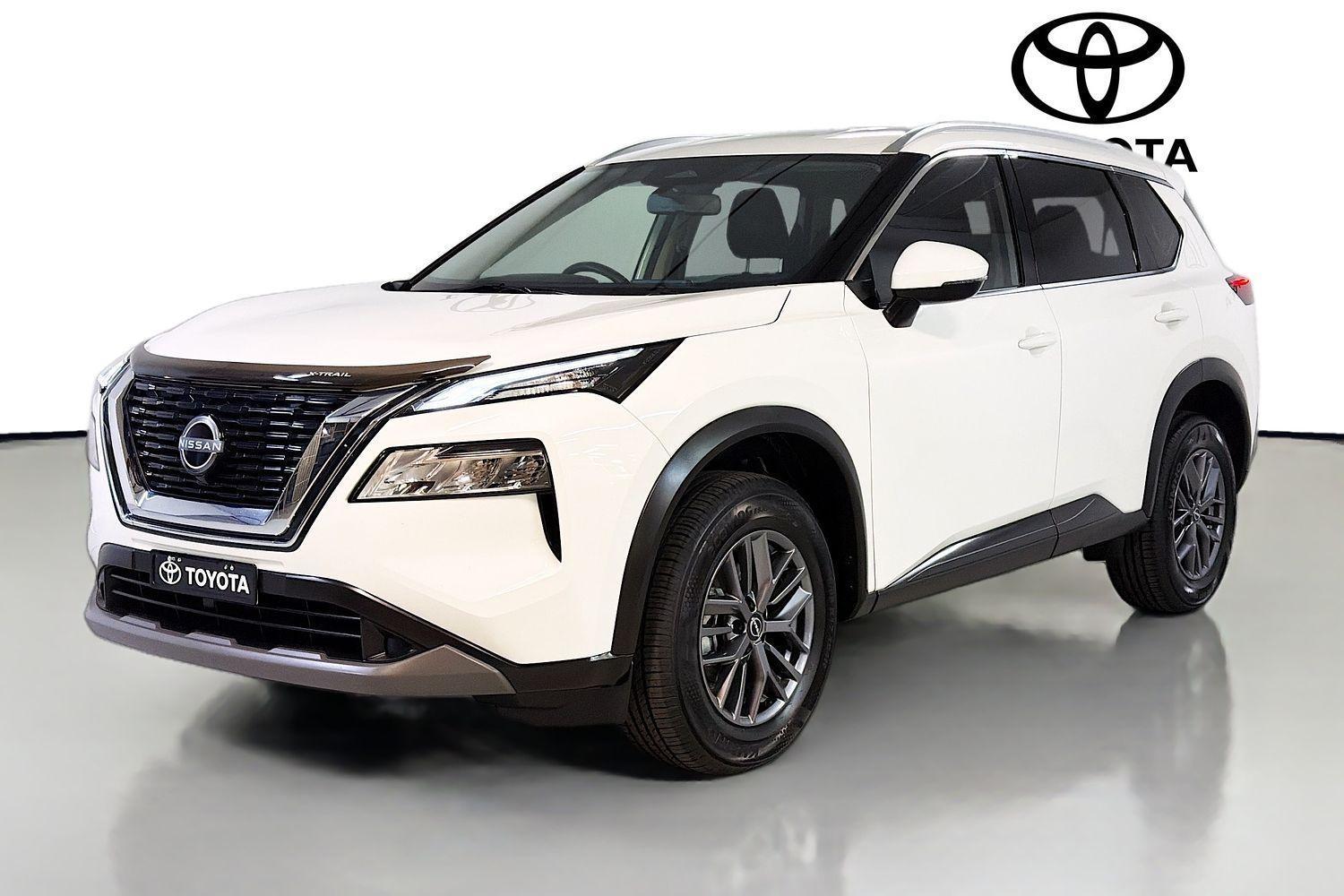 2023 Nissan X-TRAIL ST in White