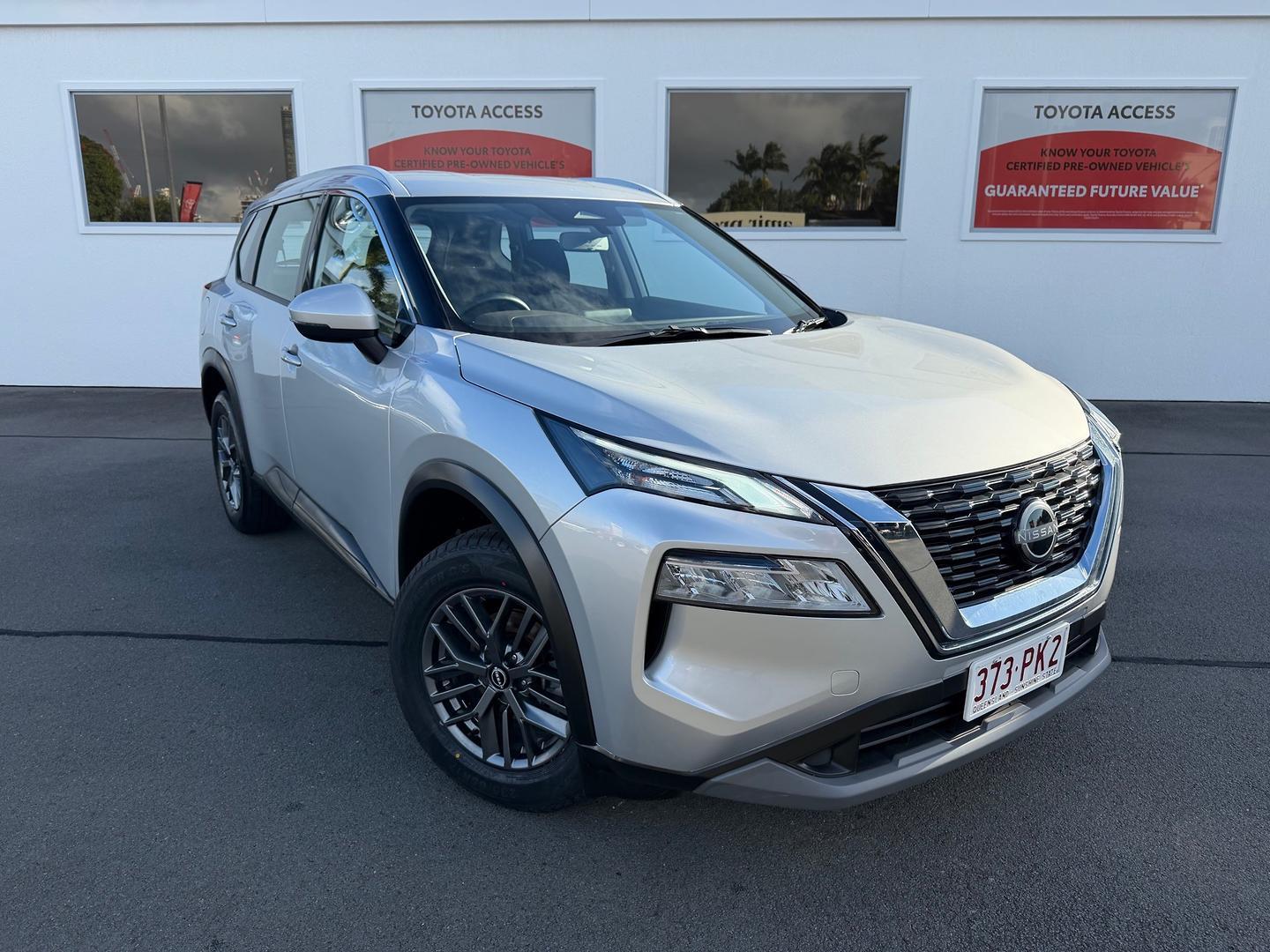 2025 Nissan X-TRAIL ST in Silver