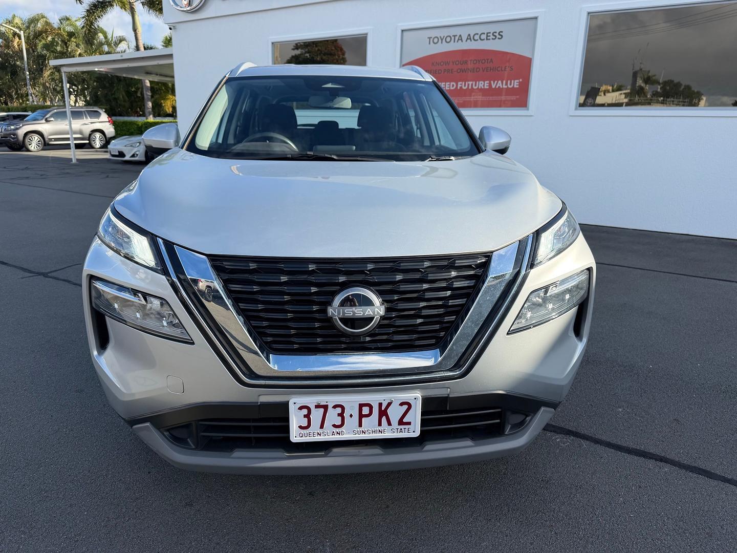 2025 Nissan X-TRAIL ST in Silver