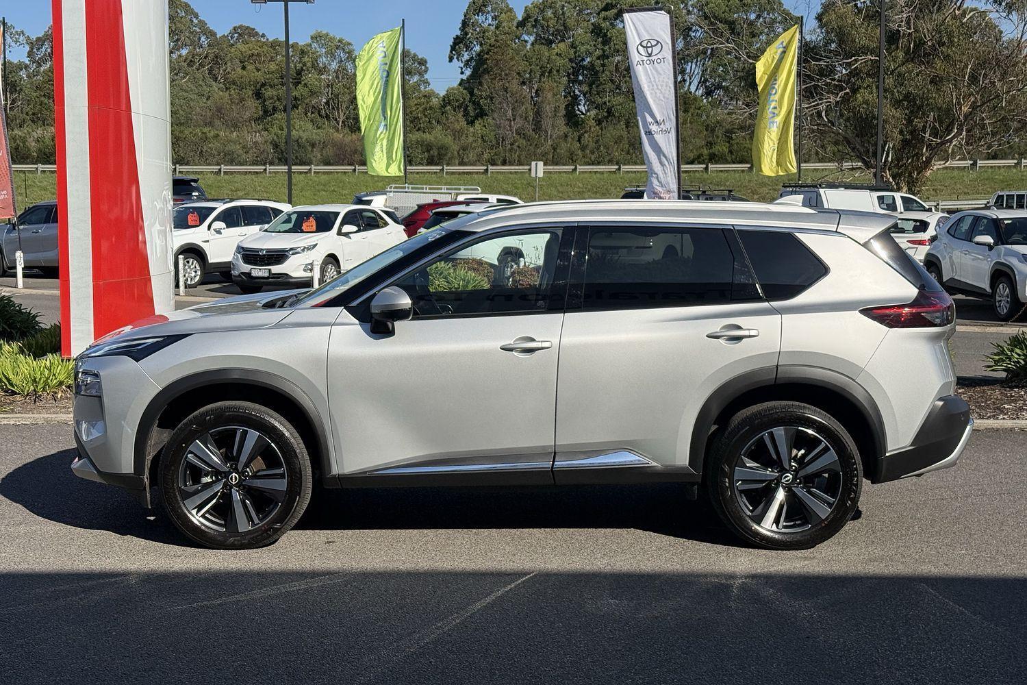 2025 Nissan X-TRAIL Ti-L e-POWER in Brilliant Silver