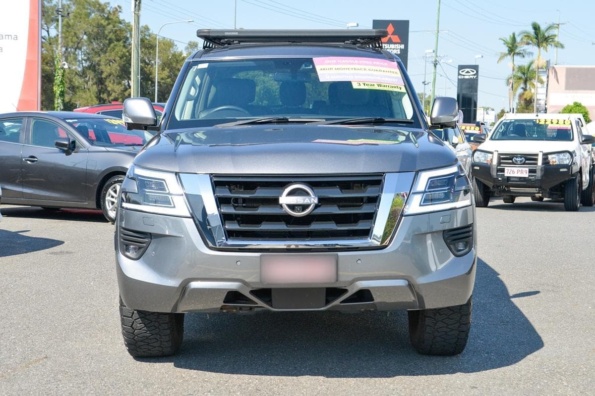 2022 Nissan Patrol Ti in Grey
