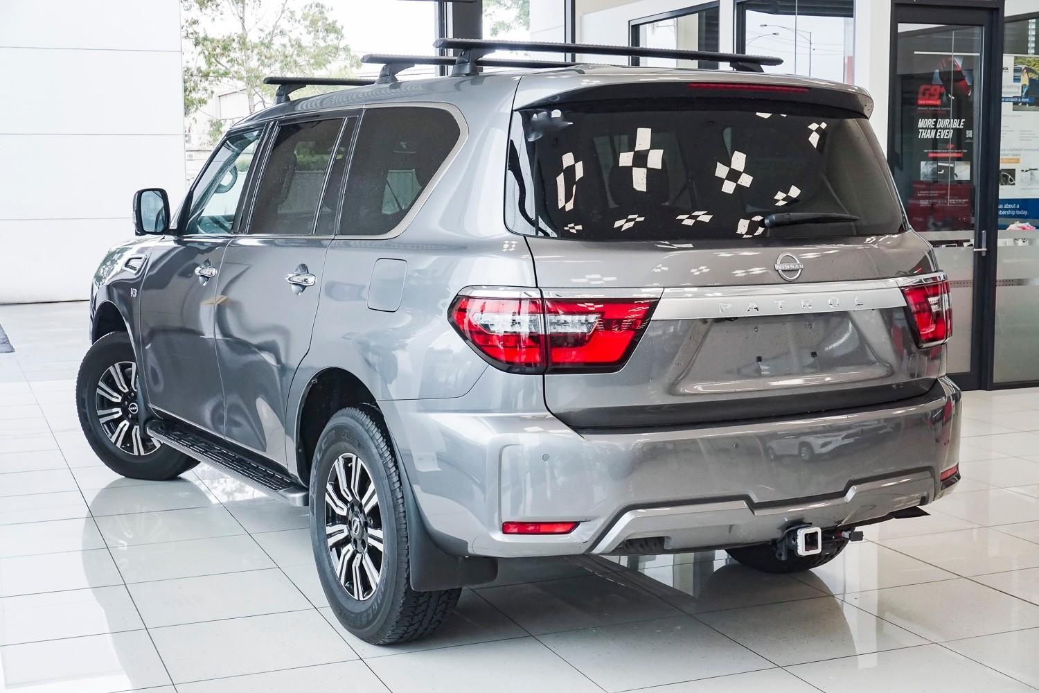 2022 Nissan Patrol Ti in Grey