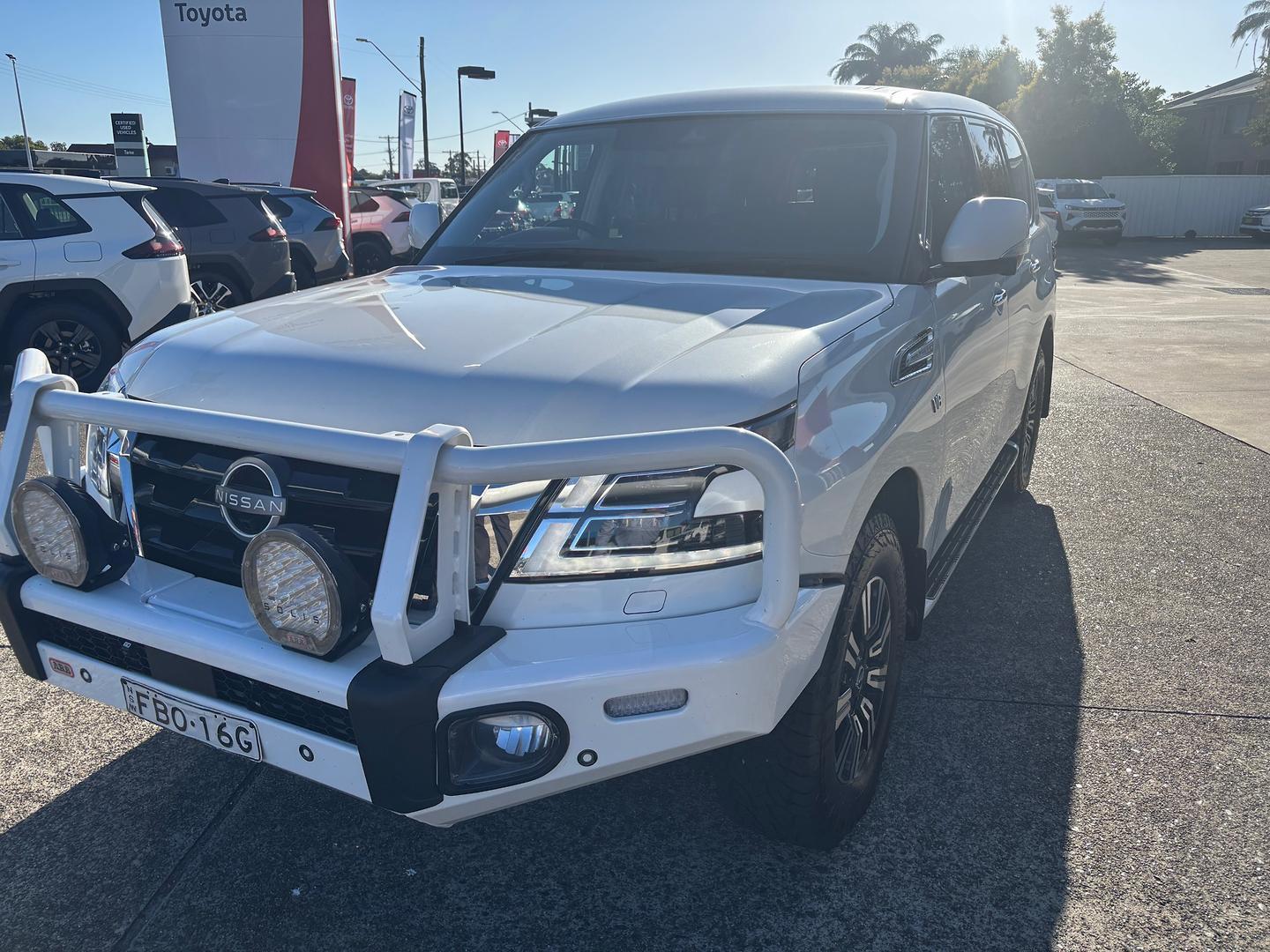 2023 Nissan Patrol Ti in White