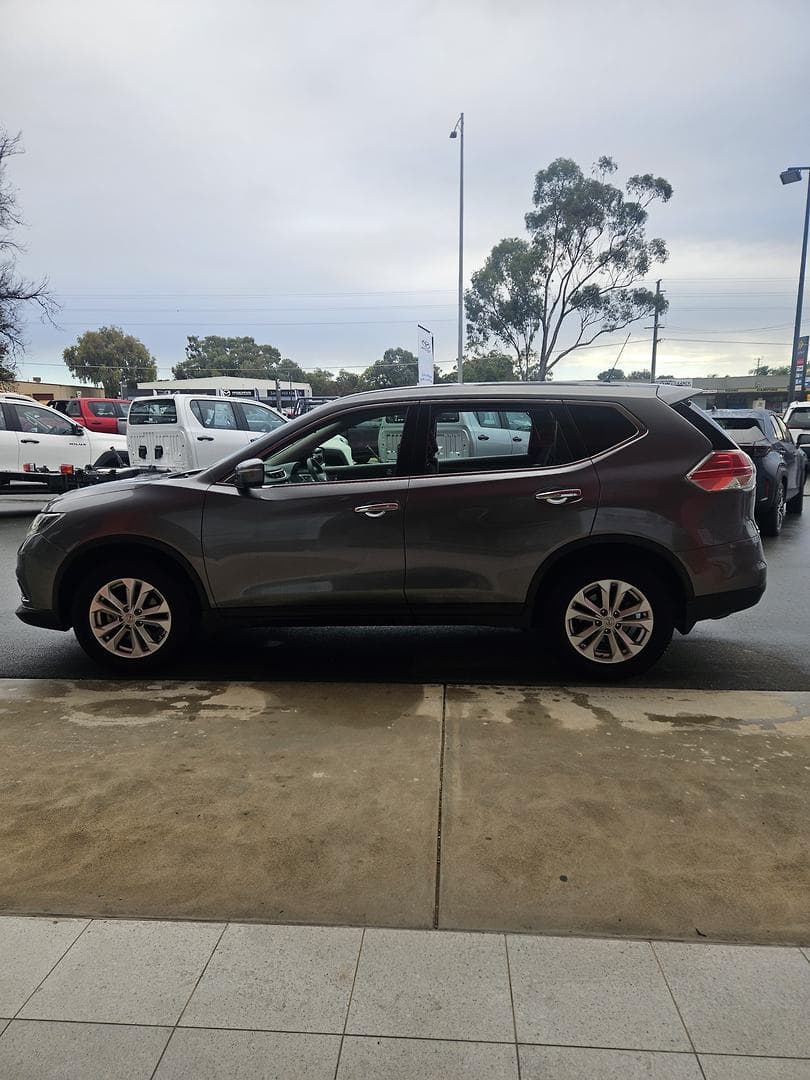 2016 Nissan X-TRAIL ST in Other