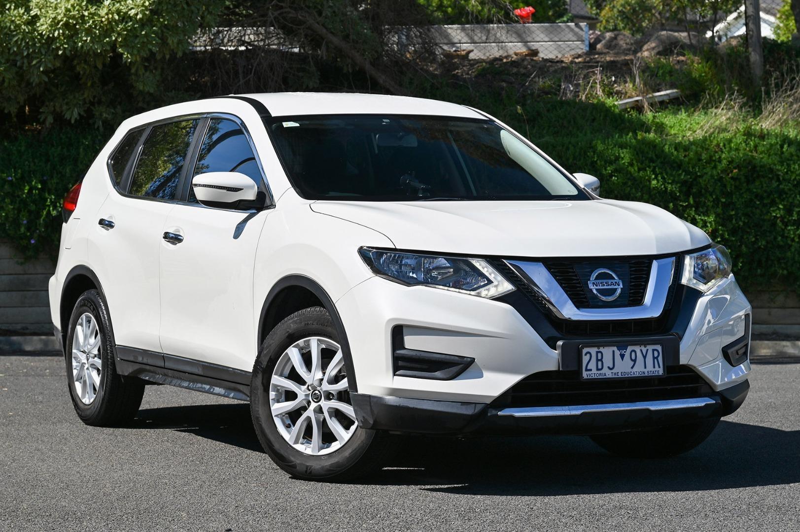 2018 Nissan X-TRAIL ST in White