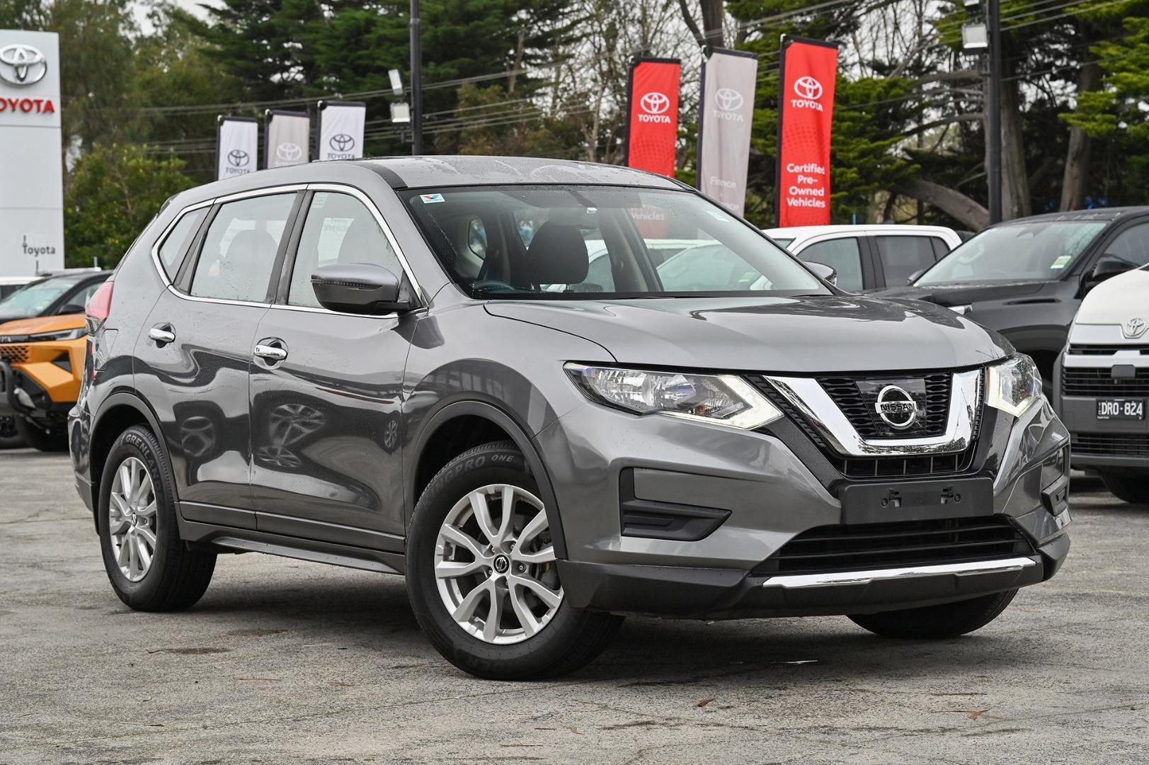 2019 Nissan X-TRAIL ST in Grey