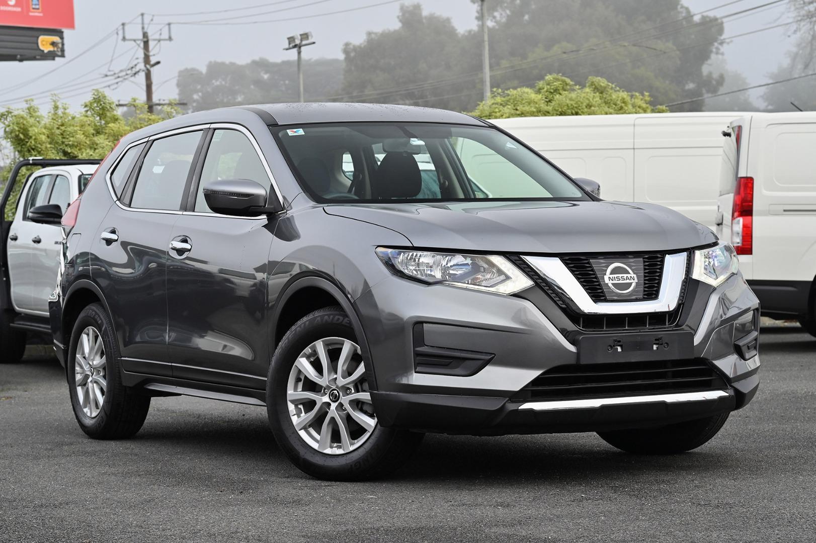 2019 Nissan X-TRAIL ST in Grey