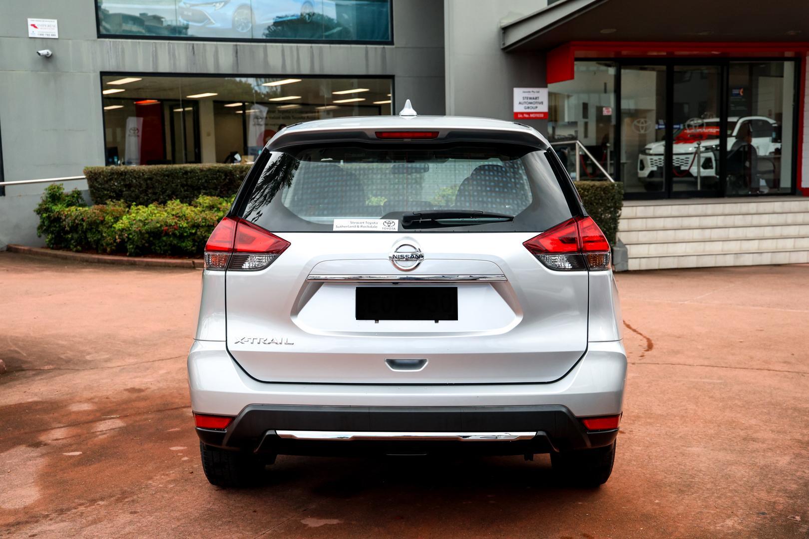 2021 Nissan X-TRAIL ST in Silver