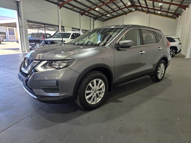 2021 Nissan X-TRAIL ST in Grey