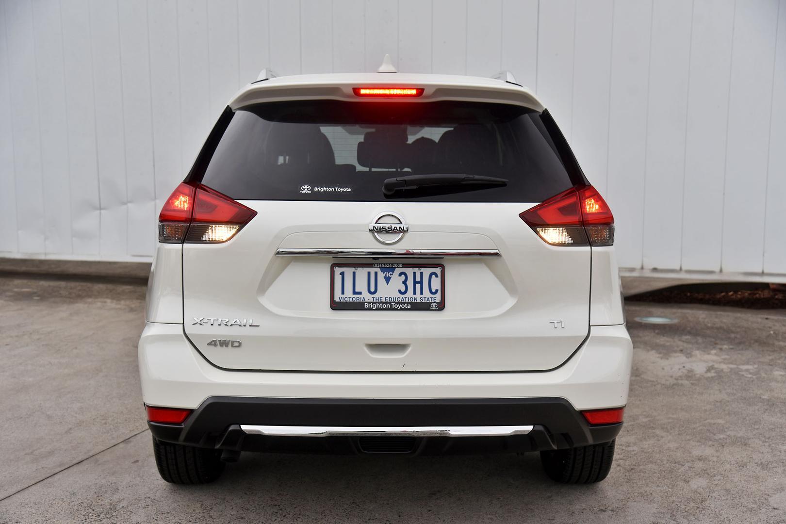 2017 Nissan X-TRAIL Ti in White