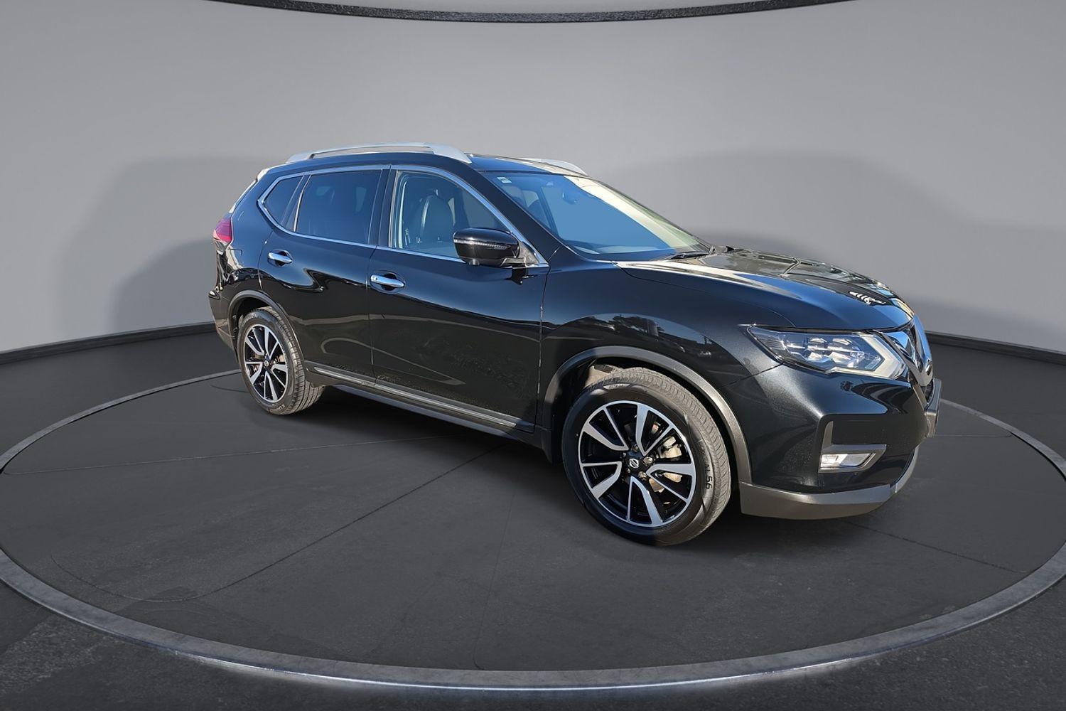 2018 Nissan X-TRAIL Ti in Black