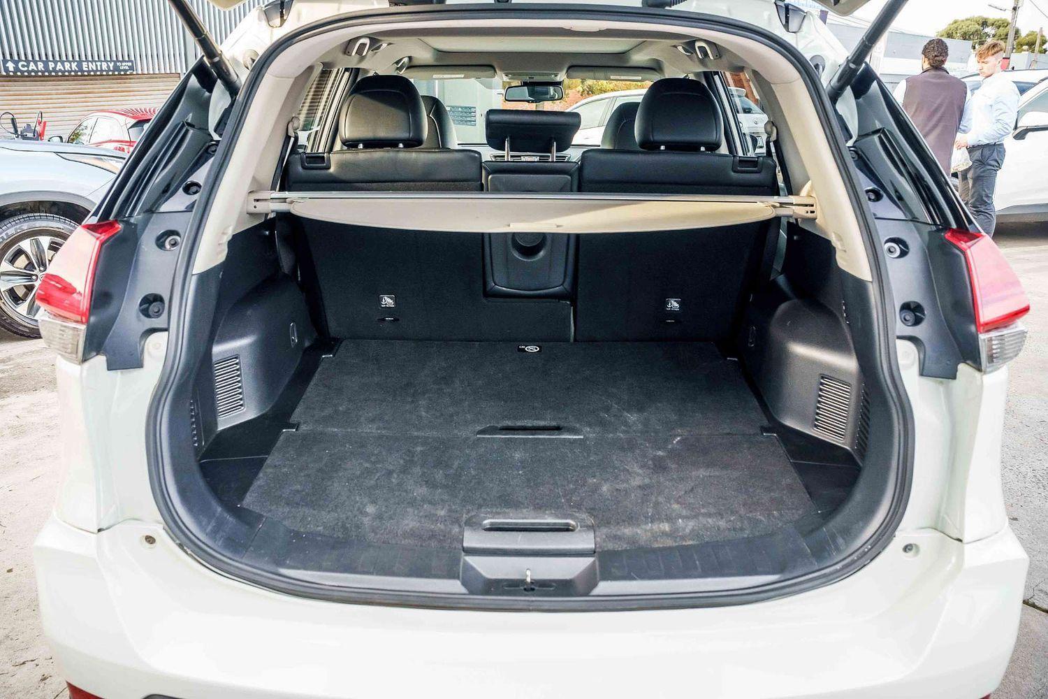 2019 Nissan X-TRAIL Ti in White