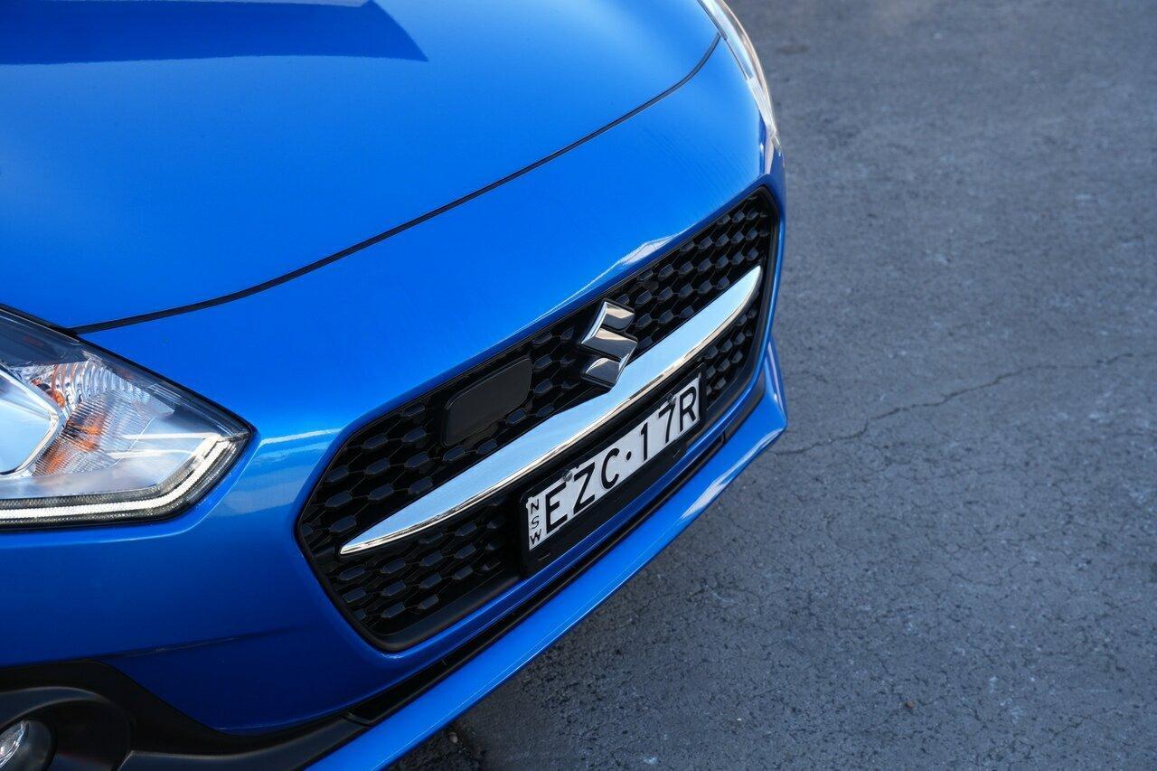 2022 Suzuki Swift GLX Turbo in Blue