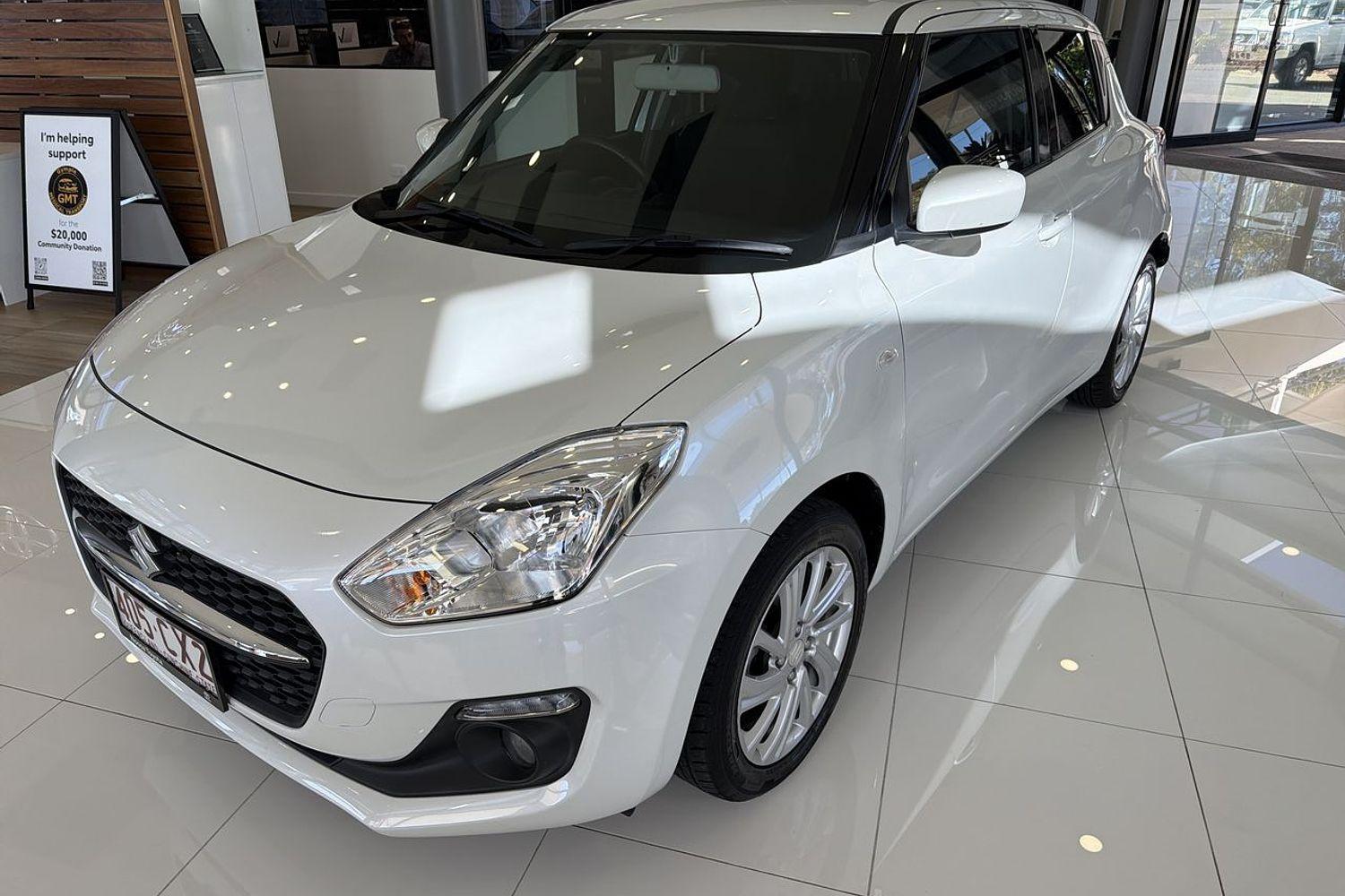 2021 Suzuki Swift GL Navigator in White