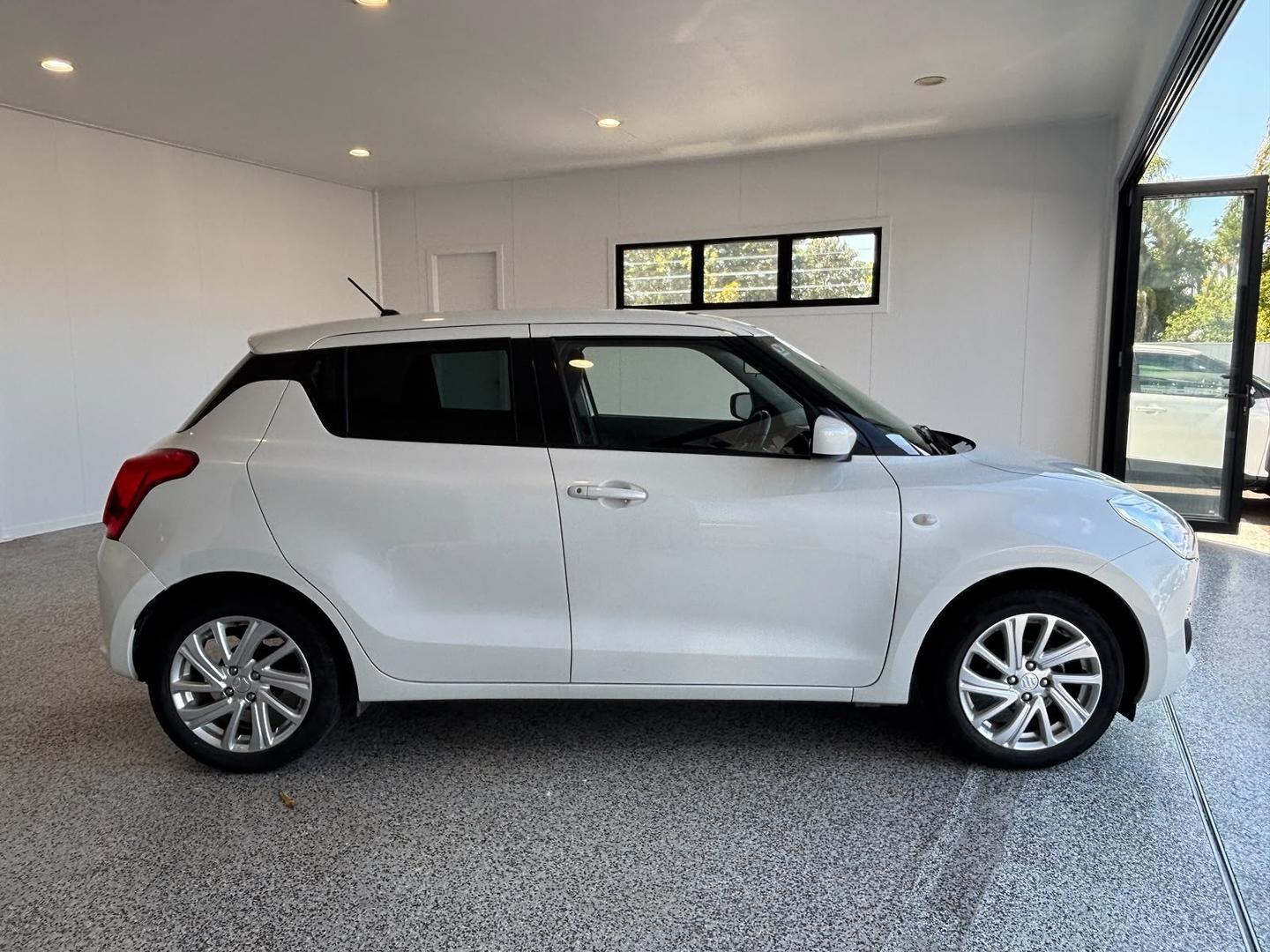 2023 Suzuki Swift GL in White