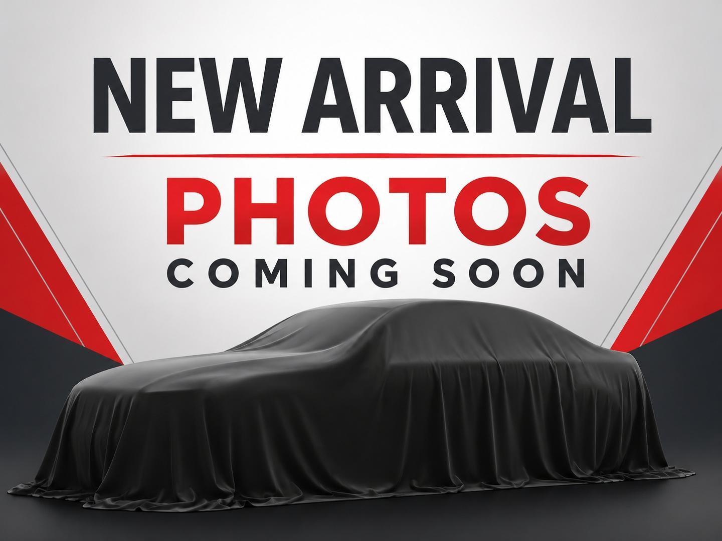 2023 Suzuki Swift GL in White