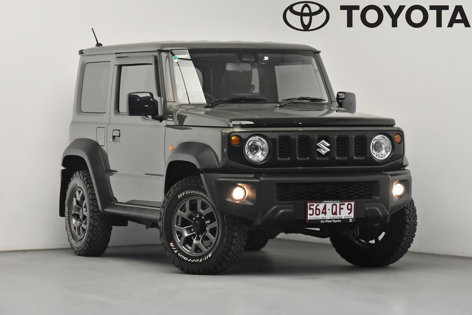 2022 Suzuki Jimny Base in Green