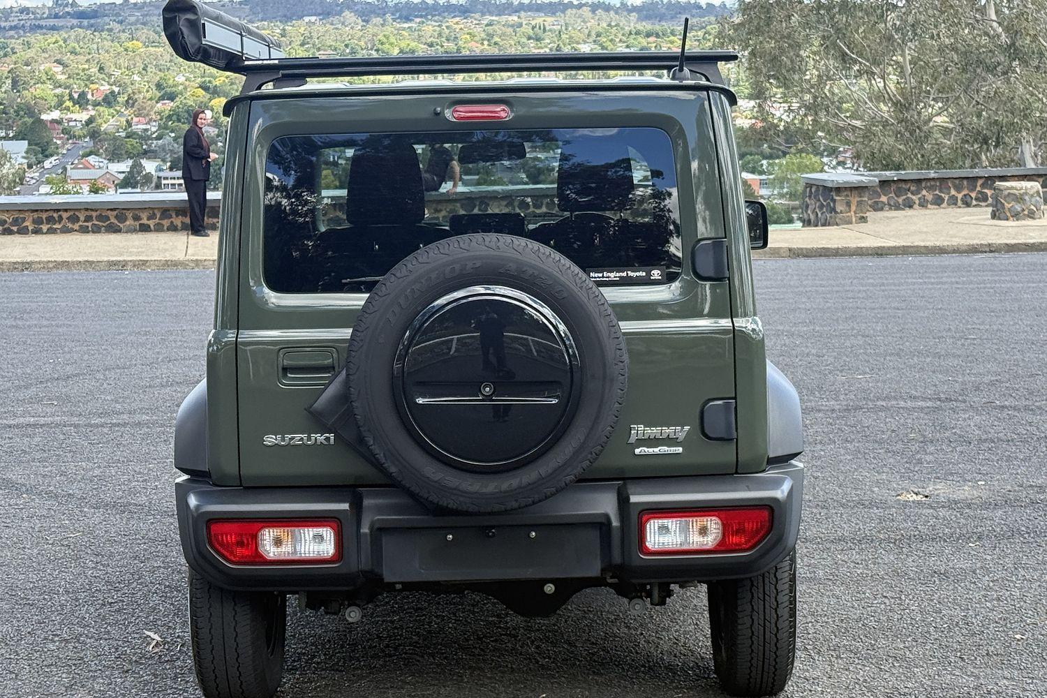 2022 Suzuki Jimny Base in Green