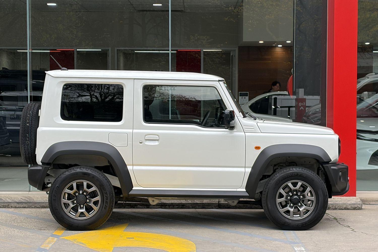 2023 Suzuki Jimny GLX in White