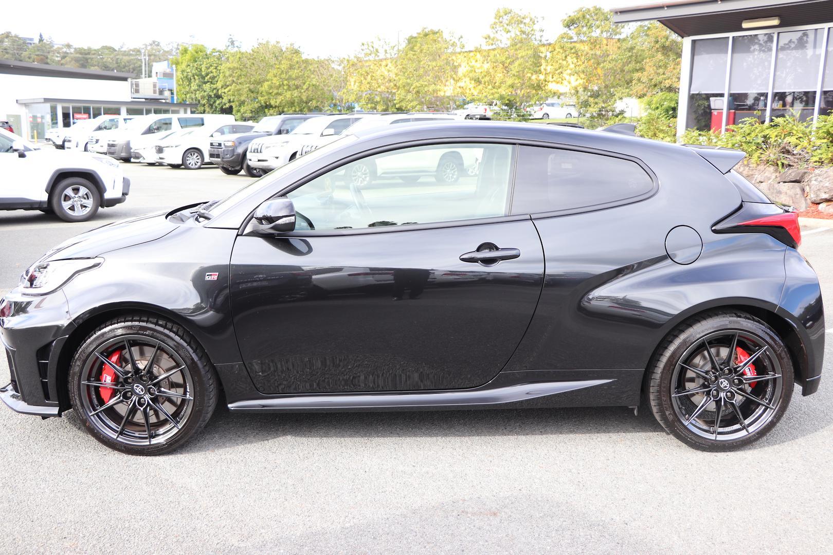 2025 Toyota Yaris GTS in Black