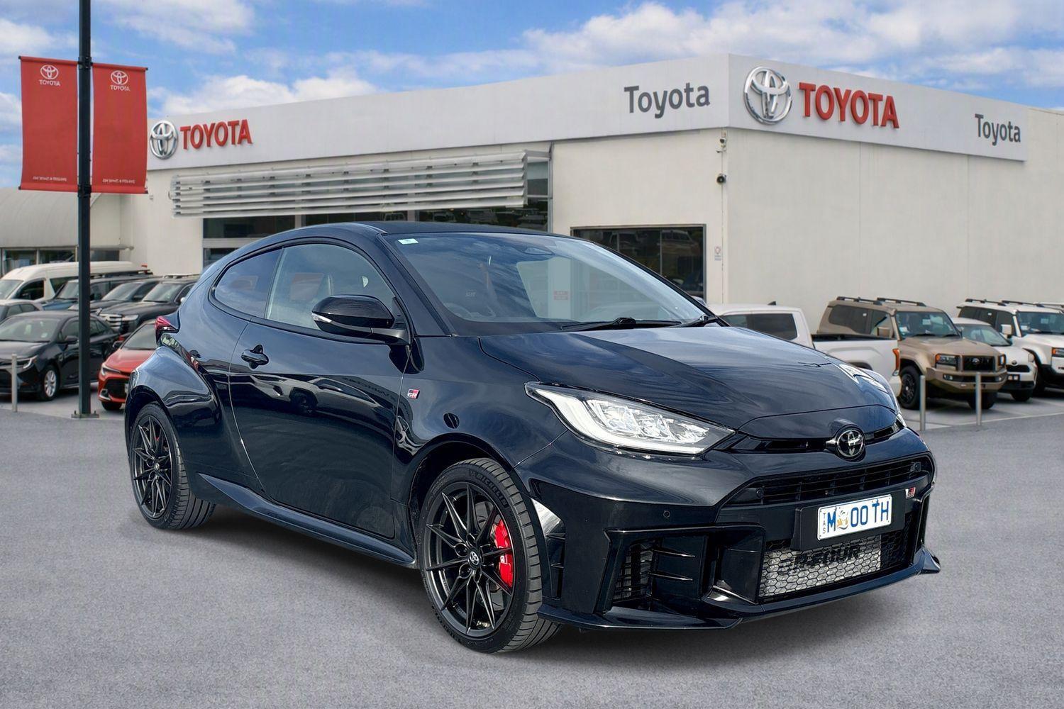 2025 Toyota Yaris GTS in Black
