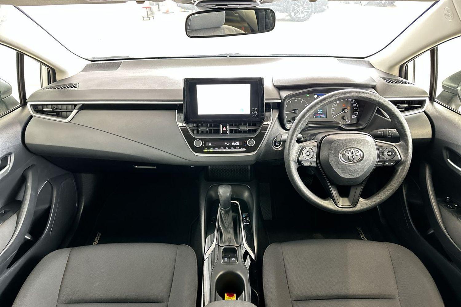 2024 Toyota Corolla Ascent Sport in Silver
