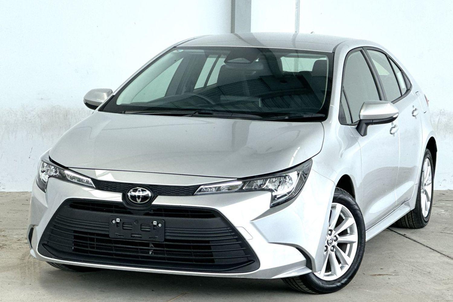 2024 Toyota Corolla Ascent Sport in Silver