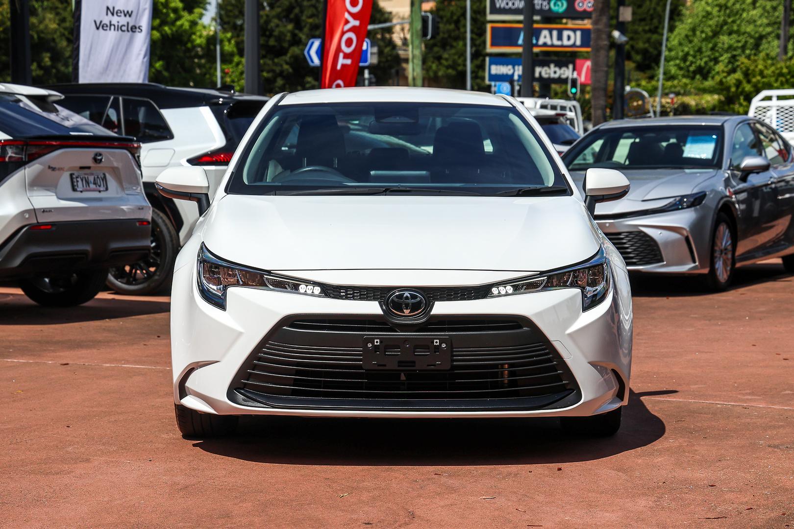 2024 Toyota Corolla Ascent Sport in White