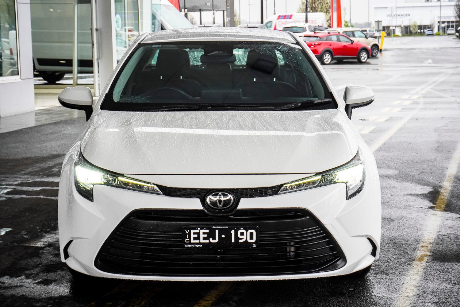 2024 Toyota Corolla Ascent Sport in White
