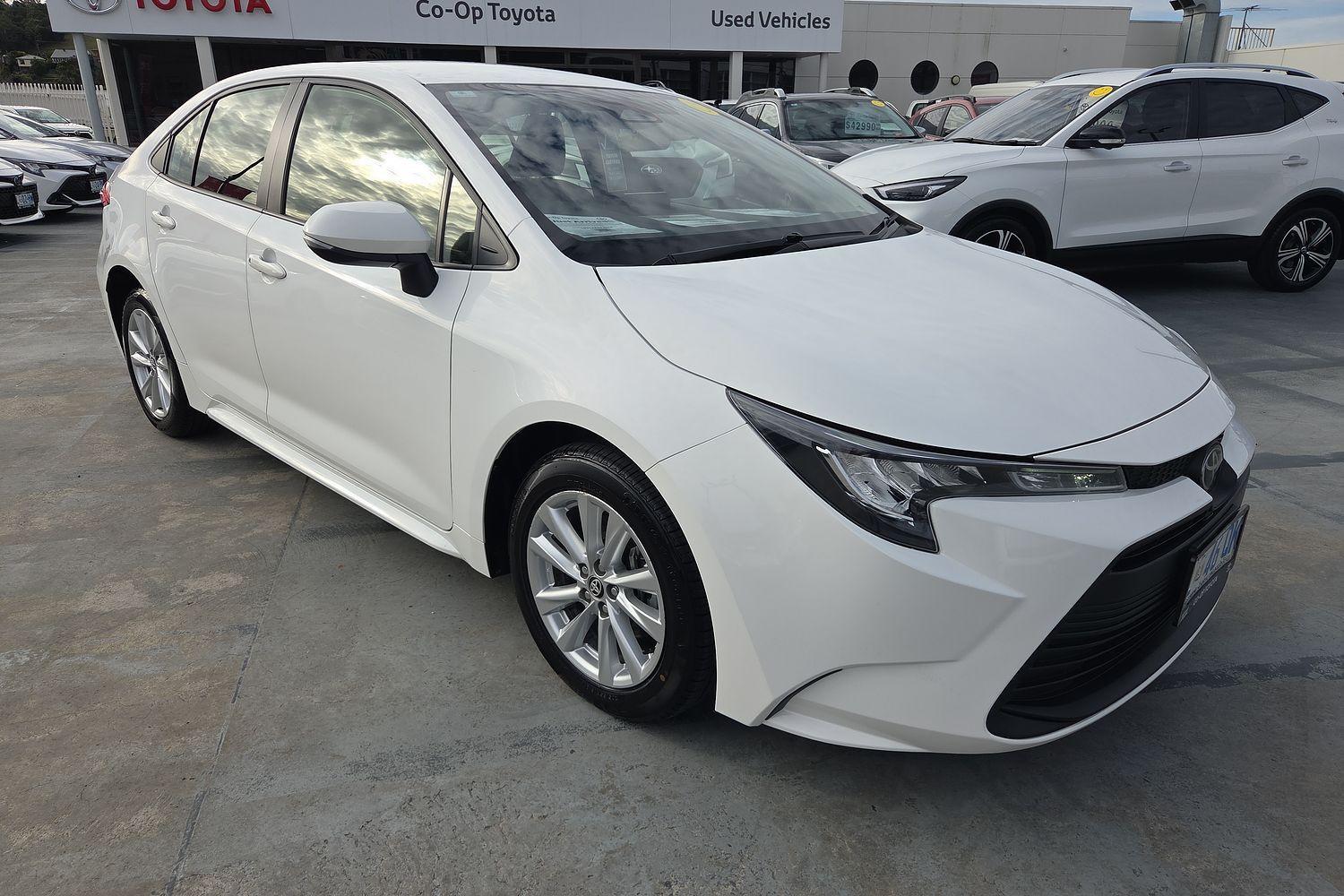 2024 Toyota Corolla Ascent Sport in White