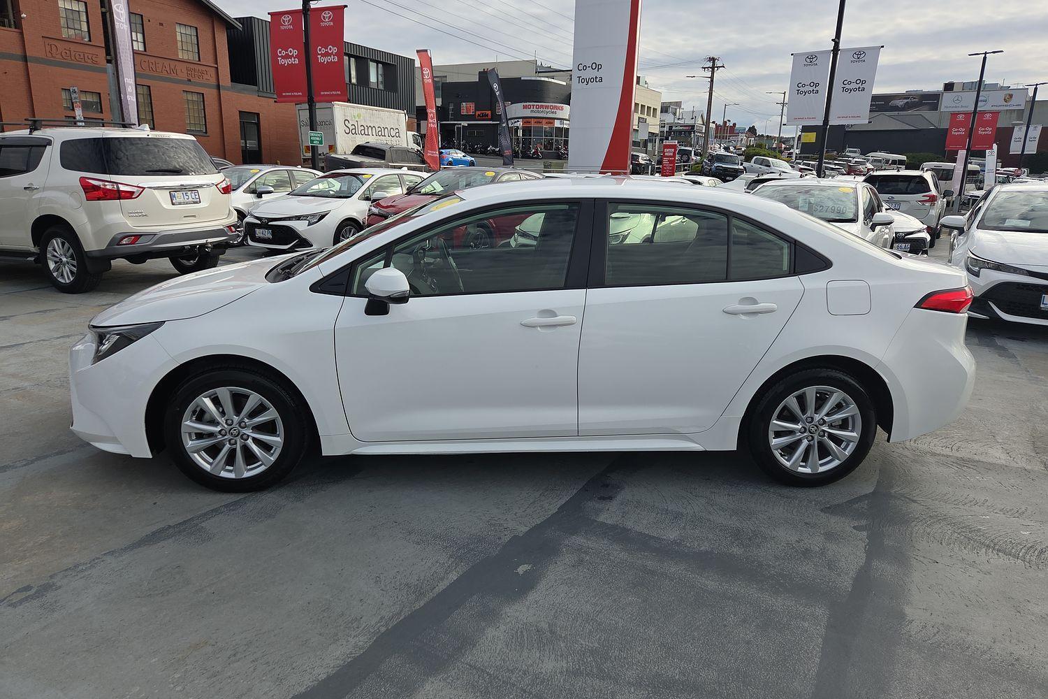 2024 Toyota Corolla Ascent Sport in White