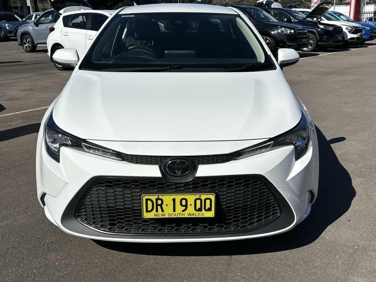 2020 Toyota Corolla Ascent Sport in White